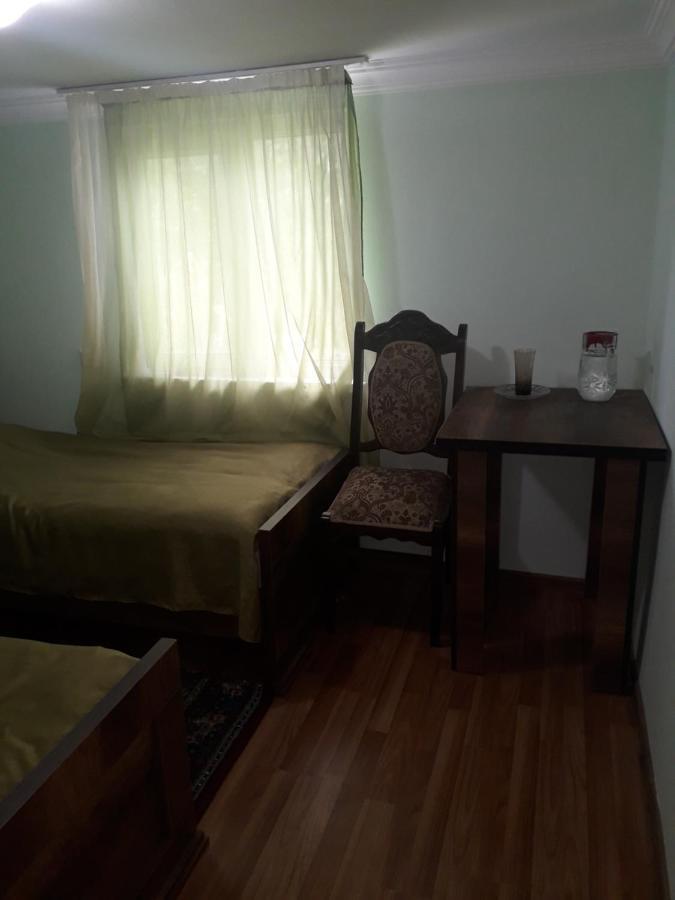 צקאלטובו Nunu'S Guesthouse מראה חיצוני תמונה
